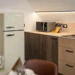Apartma Pri Hrvatu شقة *