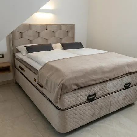 Apartma Pri Hrvatu *