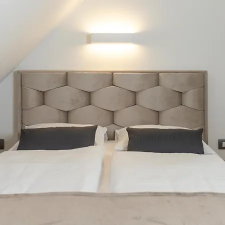 Apartma Pri Hrvatu *