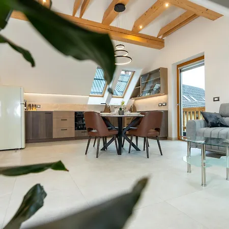 Apartma Pri Hrvatu *